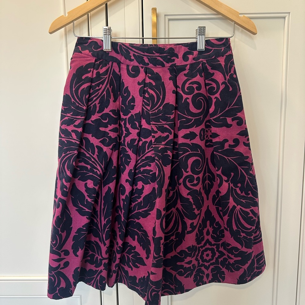 Boden Sophia Magenta and Navy Box Pleated Skirt